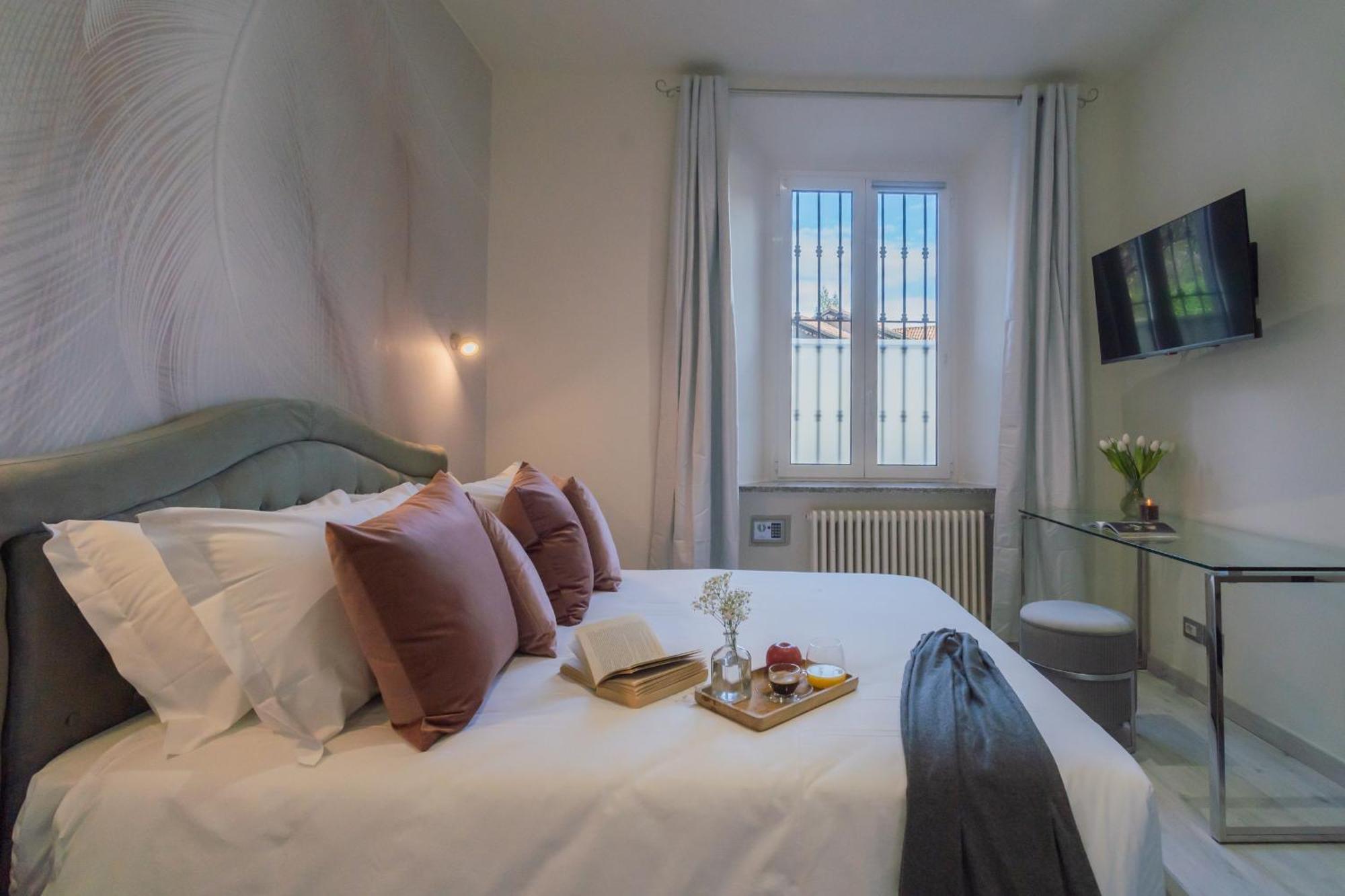 Cernobbio Dream Suites By Rent All Como Exterior photo